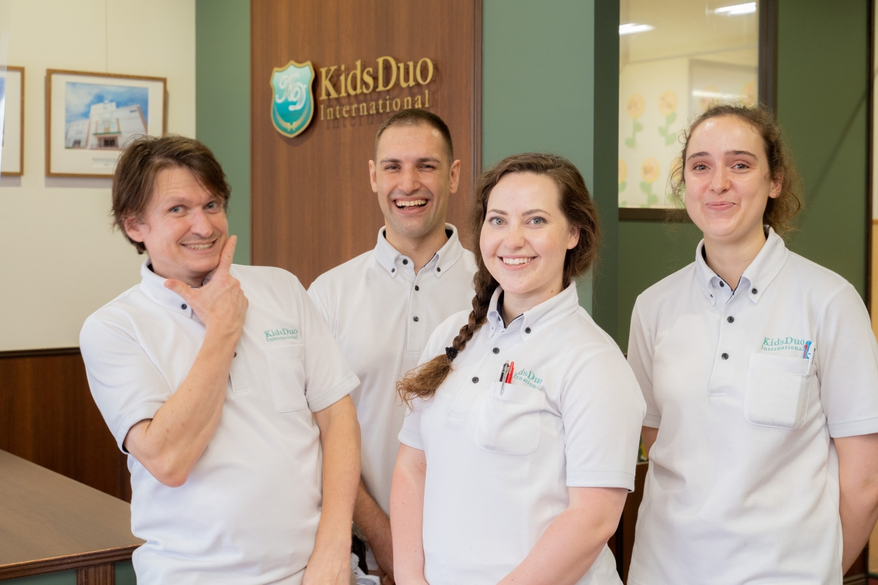 Kids Duo International Teacher
